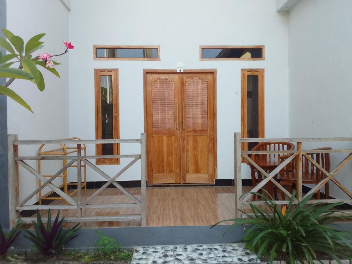 Gili Maya Cottages 길리 아이르 외부 사진
