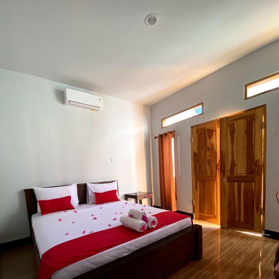 Gili Maya Cottages 길리 아이르 외부 사진